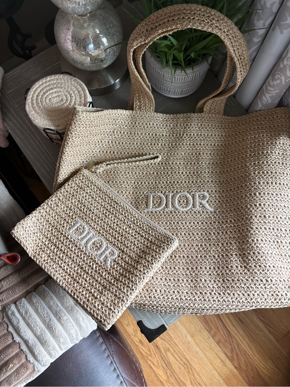 FASHION Neutral Beige Woven Tote with Matching Pouch
